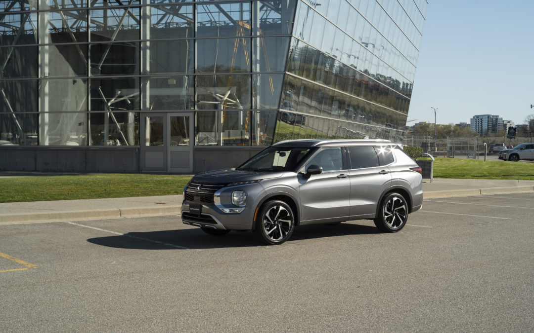 2022 Mitsubishi Outlander (City-6)