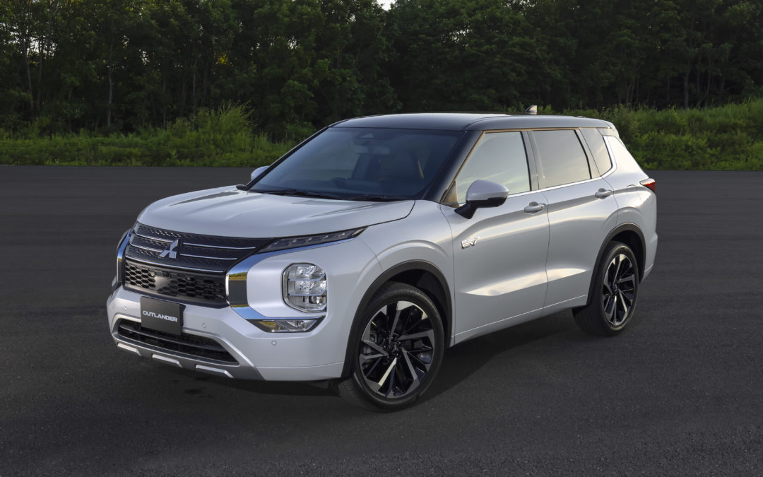 Le VUS hybride rechargeable de Mitsubishi, l’Outlander, arrivera au Canada en novembre